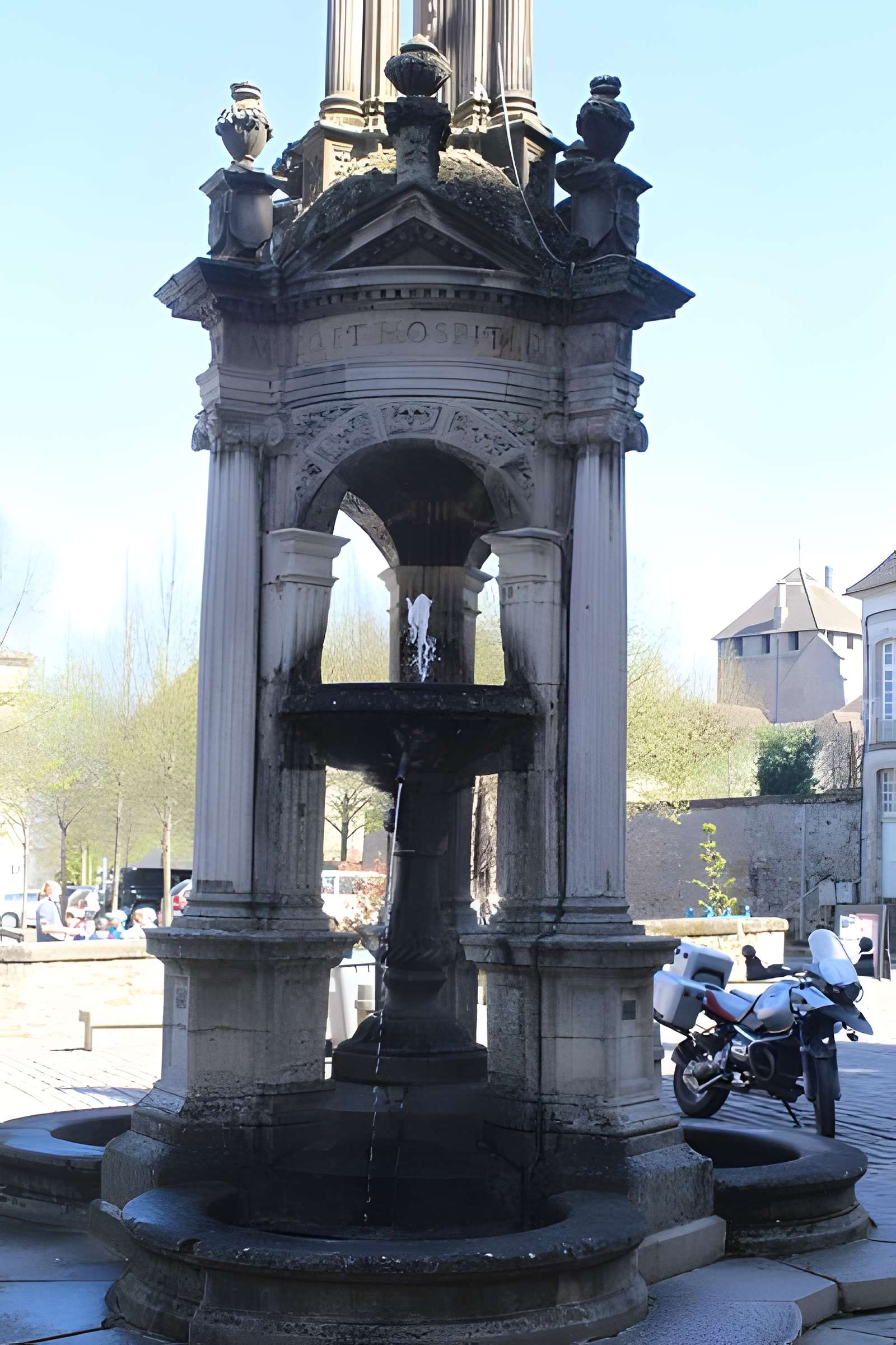 Fontaine Saint-Lazare d'Autun