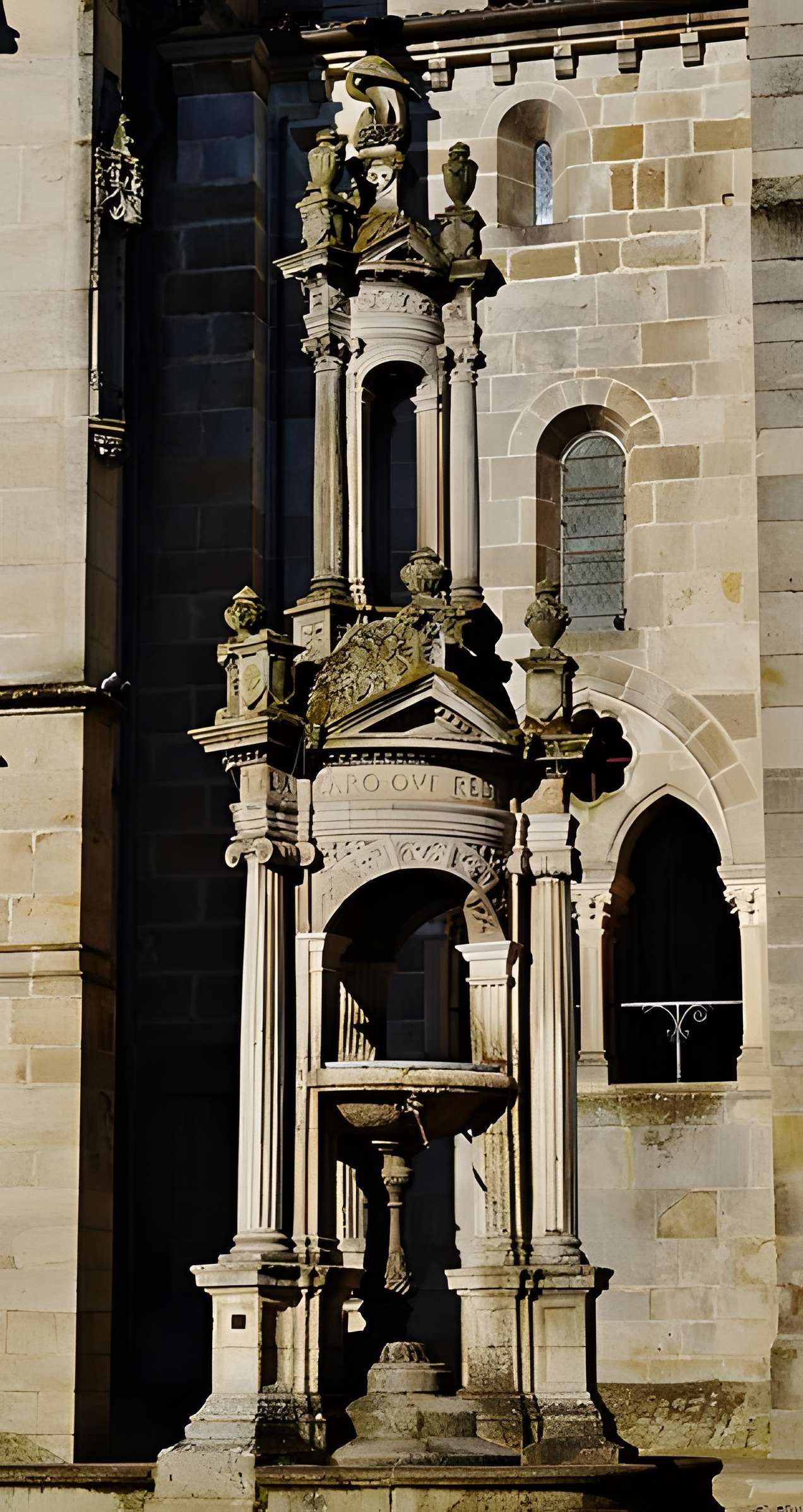 Fontaine Saint-Lazare d'Autun
