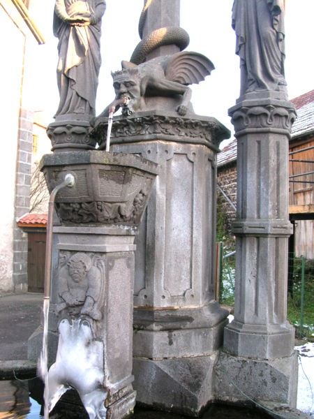 Photo de Fontaine-calvaire de Ponteix