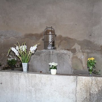 Fontaine-lavoir de Collonges à Saint-Sorlin-en-Bugey