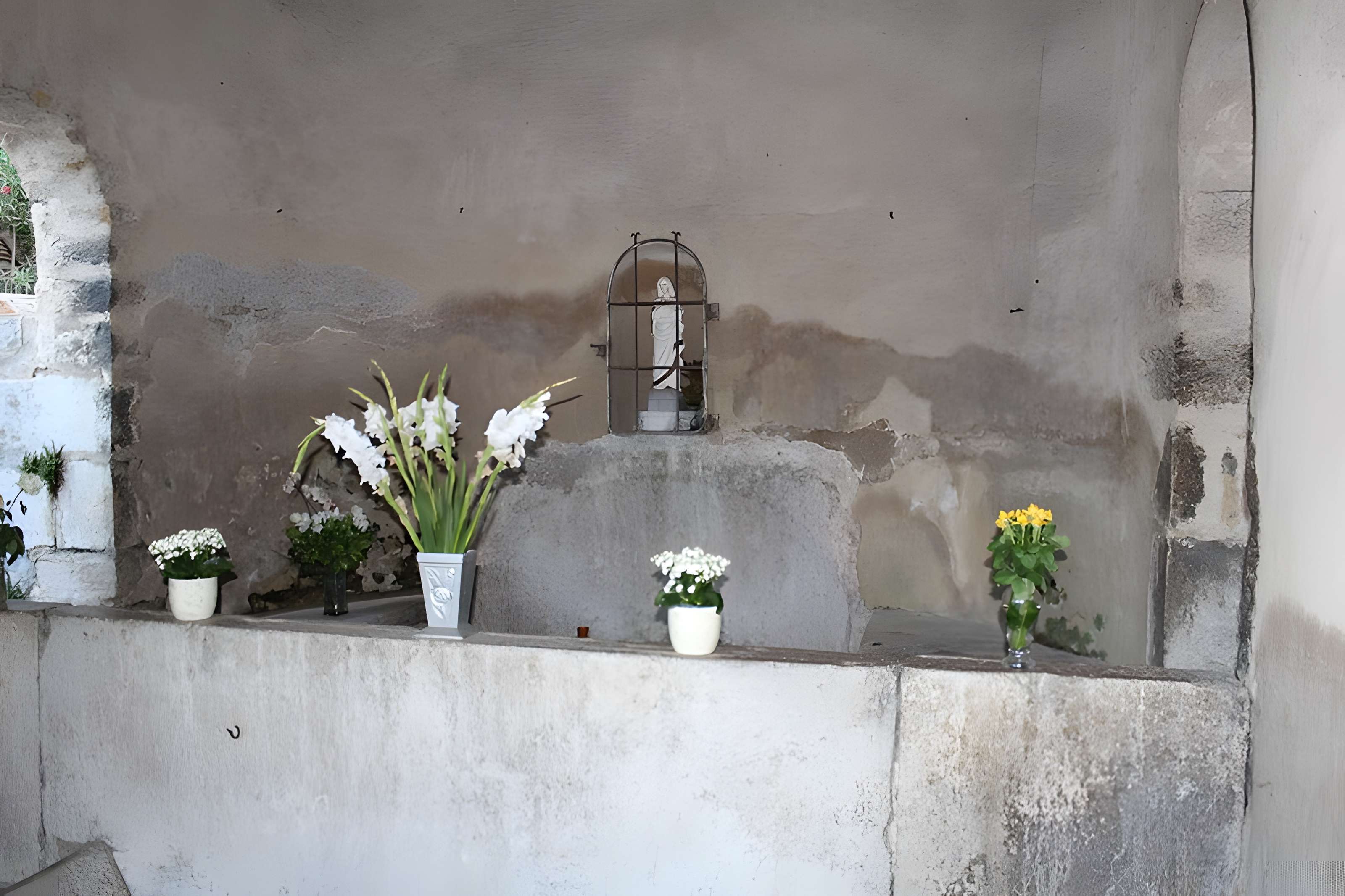 Fontaine-lavoir de Collonges à Saint-Sorlin-en-Bugey