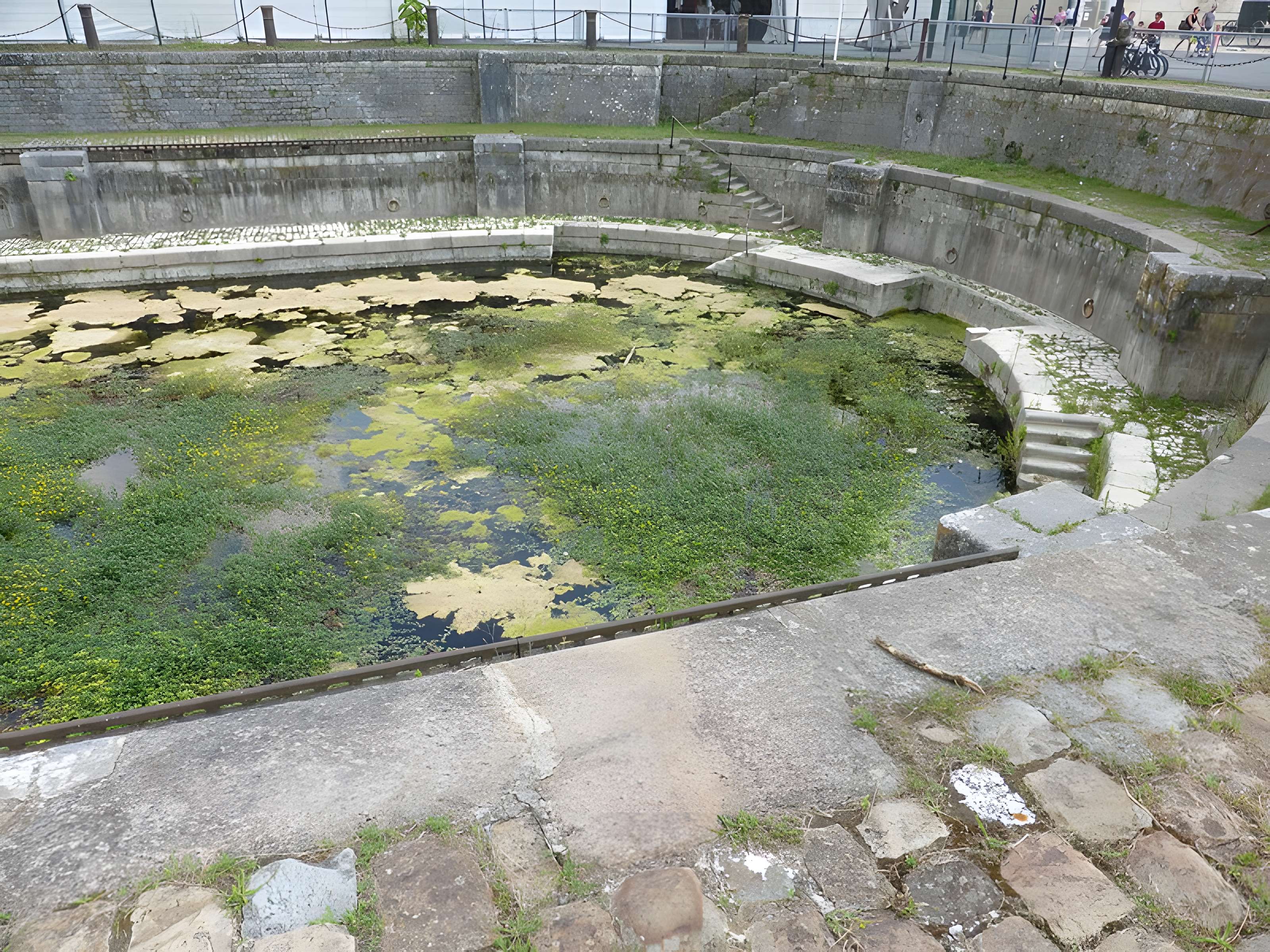 Formes de radoub de l'arsenal de Rochefort