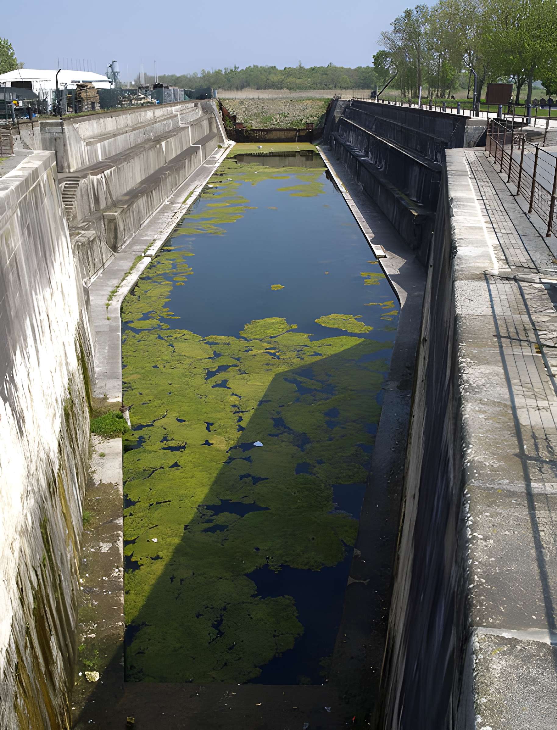 Formes de radoub de l'arsenal de Rochefort
