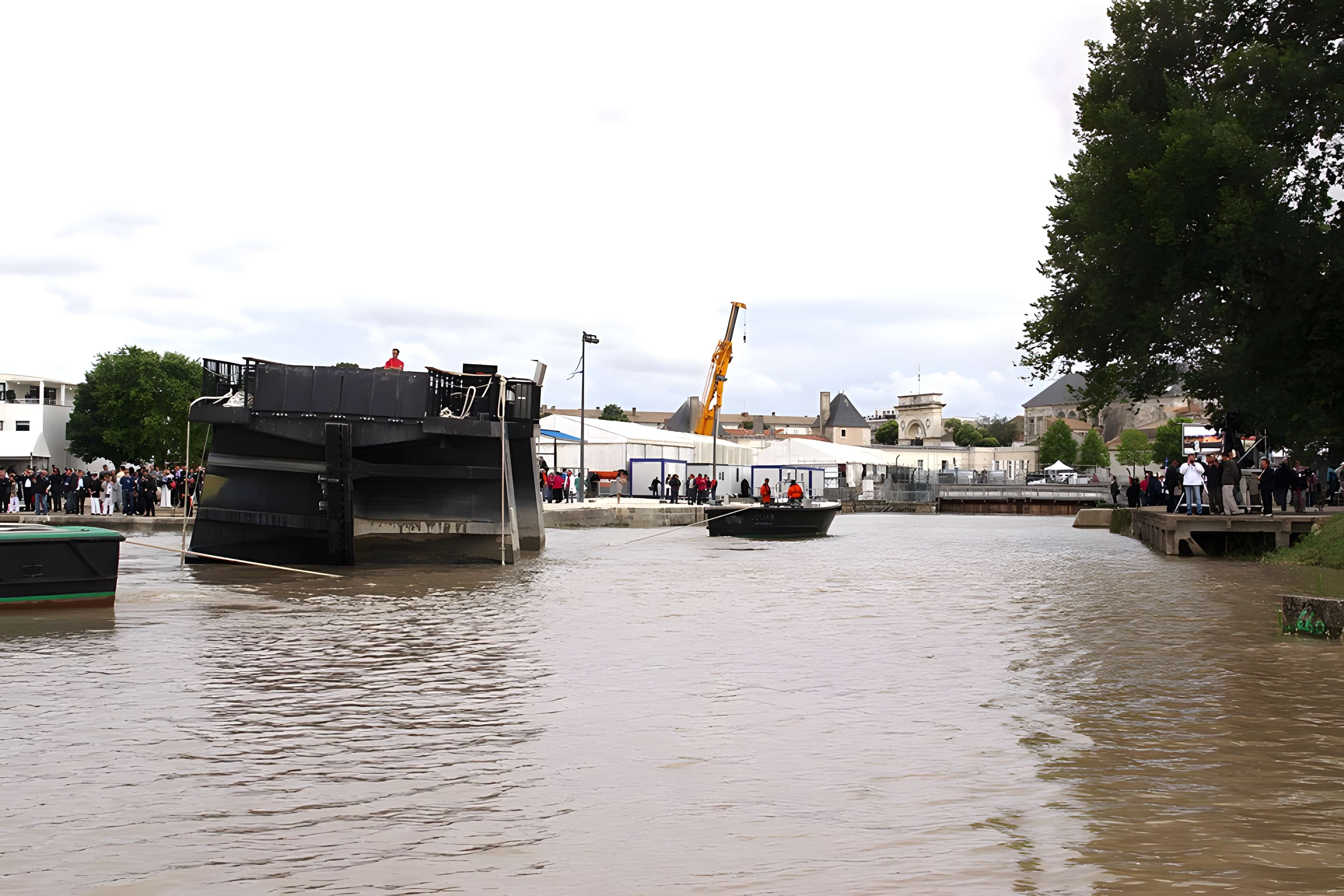 Formes de radoub de l'arsenal de Rochefort