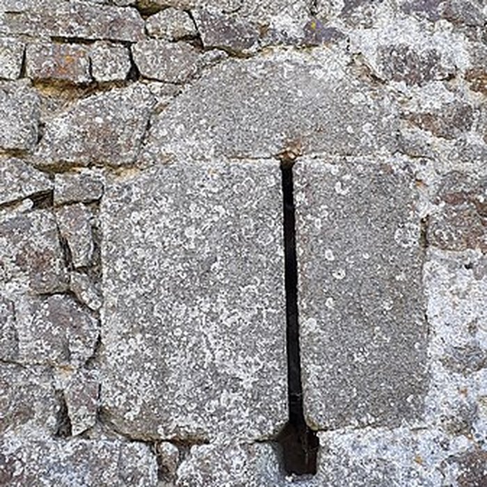 Photo de Chapelle et enceinte fortifiée de Loré