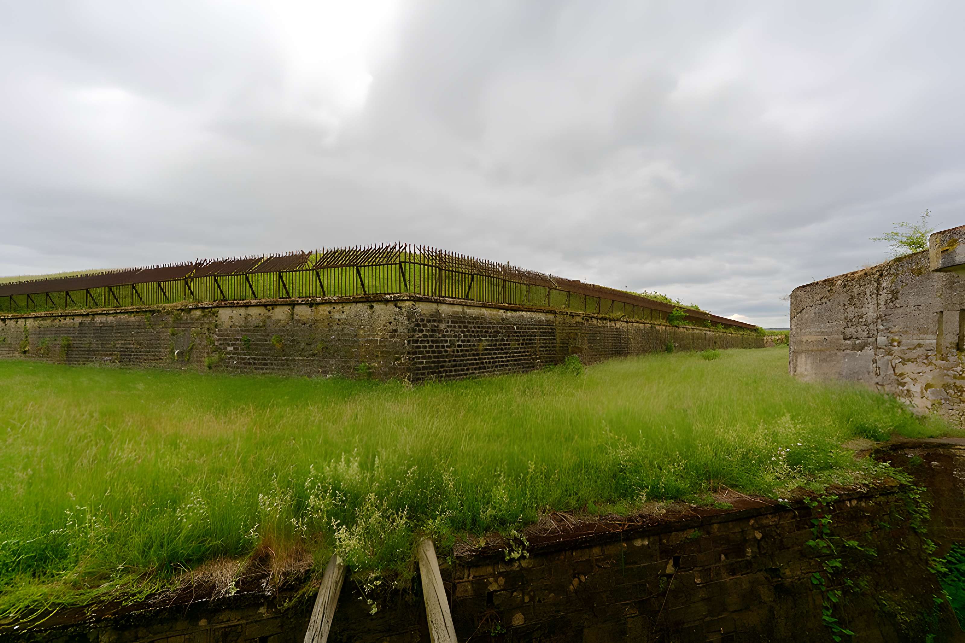Fort d'Uxegney
