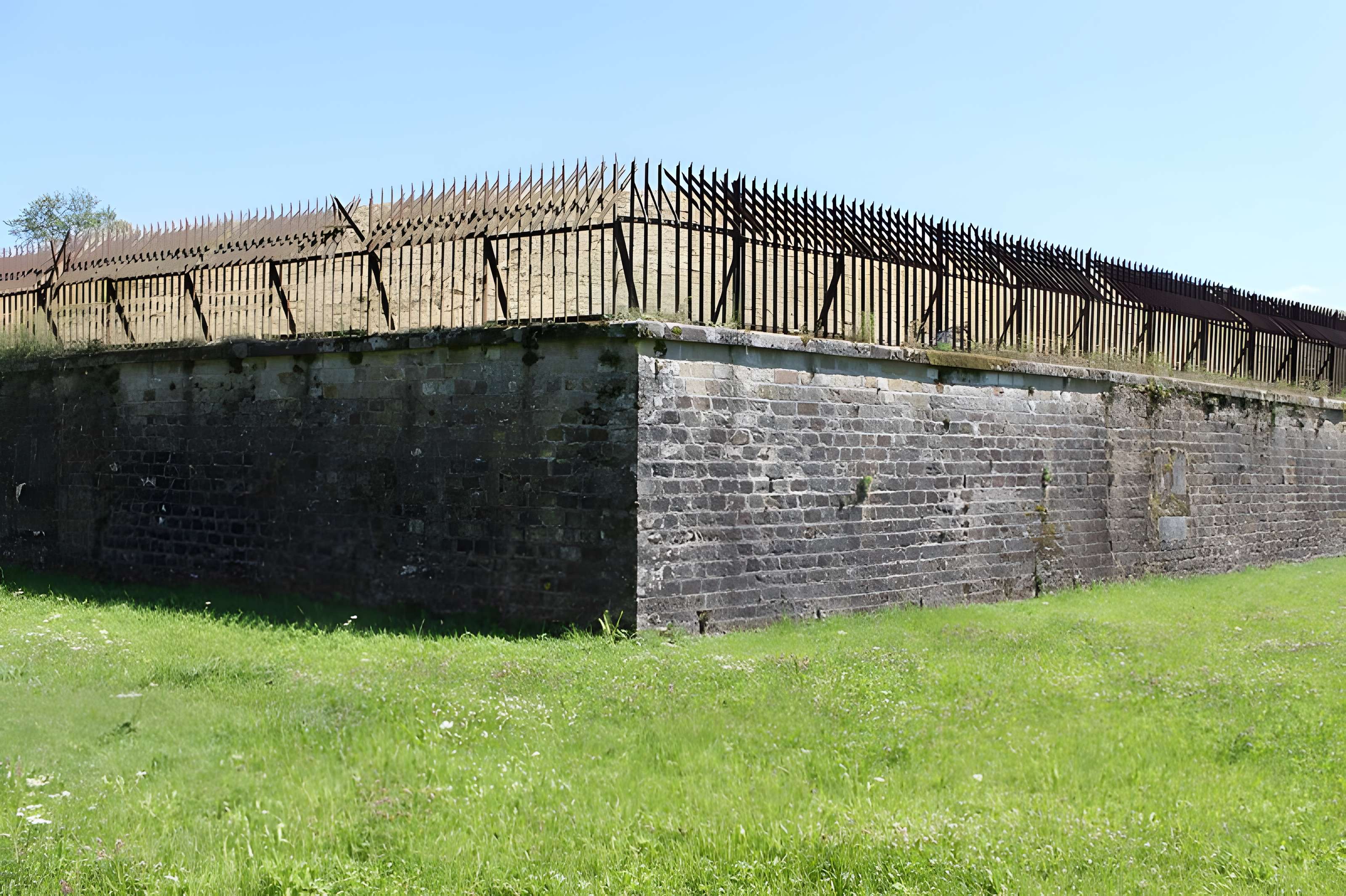 Fort d'Uxegney