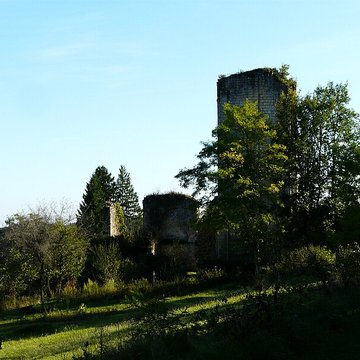 Ruines du château de Miremont