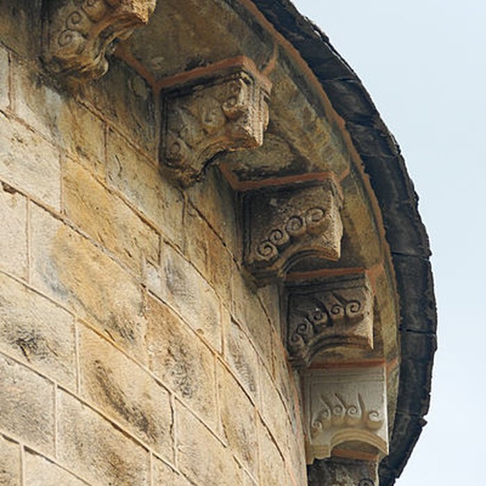 Photo de Chapelle funéraire de Chambon-sur-Lac