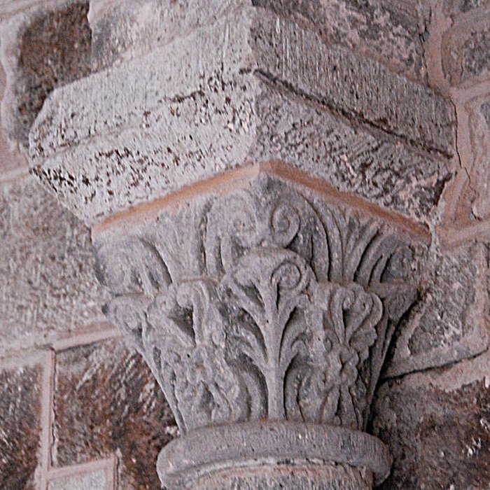 Photo de Chapelle funéraire de Chambon-sur-Lac
