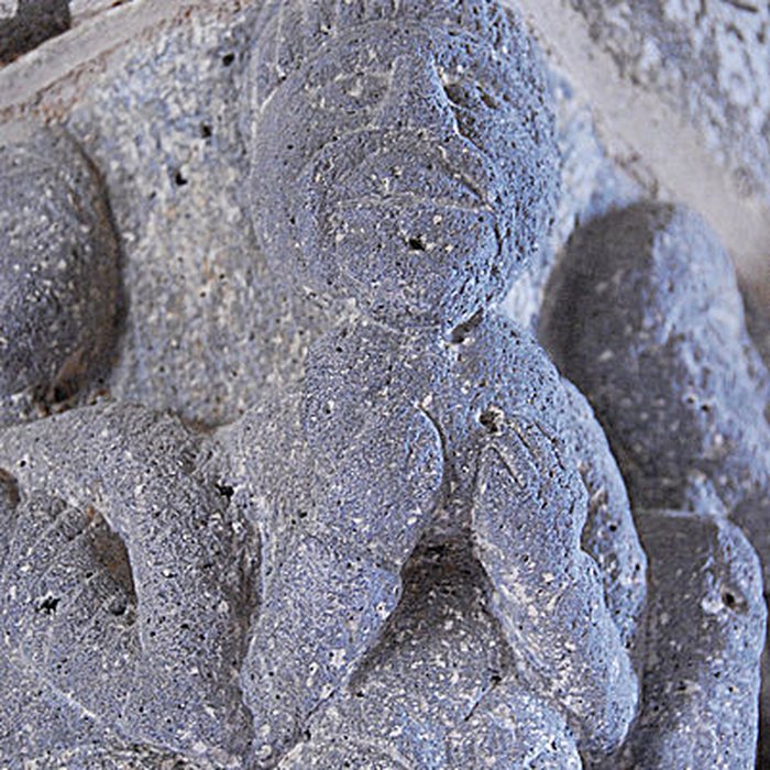 Photo de Chapelle funéraire de Chambon-sur-Lac
