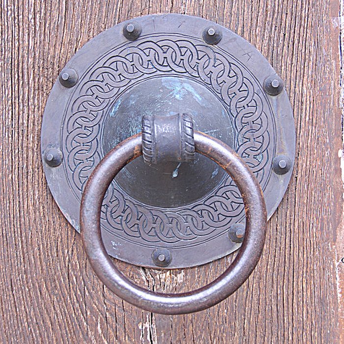 Photo de Chapelle funéraire de Chambon-sur-Lac