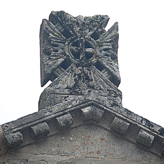 Photo de Chapelle funéraire de Chambon-sur-Lac