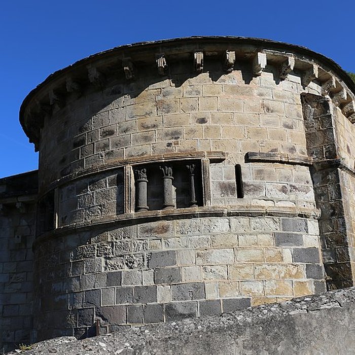Photo de Chapelle funéraire de Chambon-sur-Lac