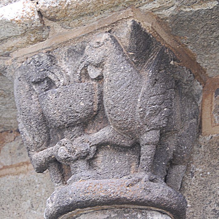 Photo de Chapelle funéraire de Chambon-sur-Lac