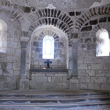 Chapelle funéraire de Chambon-sur-Lac