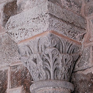 Chapelle funéraire de Chambon-sur-Lac
