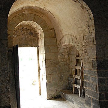 Chapelle funéraire de Chambon-sur-Lac