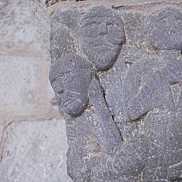 Chapelle funéraire de Chambon-sur-Lac