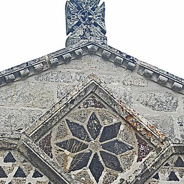 Chapelle funéraire de Chambon-sur-Lac