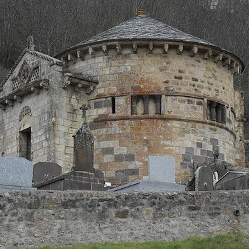 Chapelle funéraire de Chambon-sur-Lac