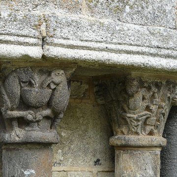 Chapelle funéraire de Chambon-sur-Lac