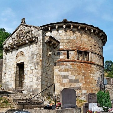 Chapelle funéraire de Chambon-sur-Lac