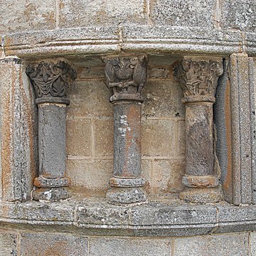 Chapelle funéraire de Chambon-sur-Lac