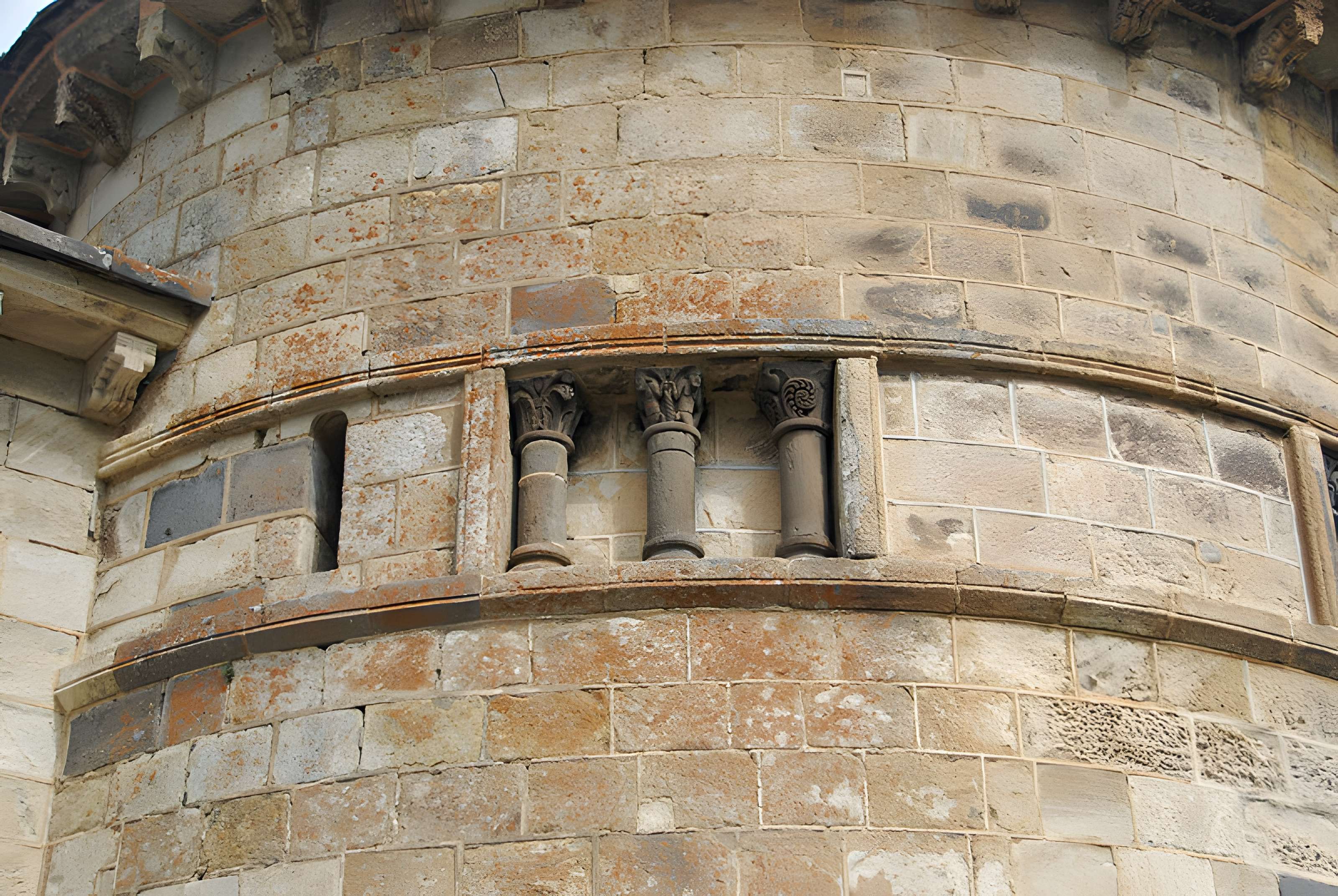 Chapelle funéraire de Chambon-sur-Lac