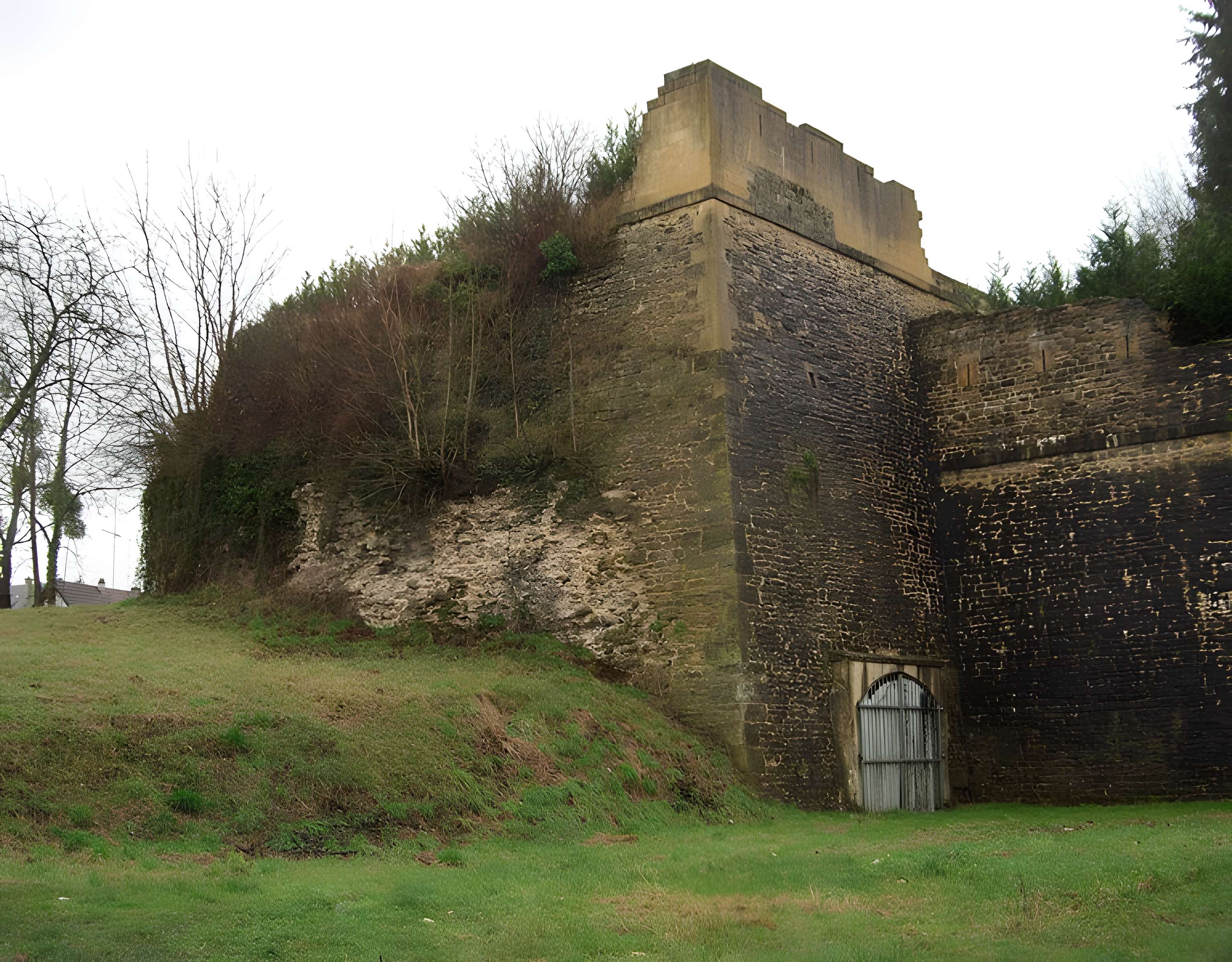 Fortifications de Carignan