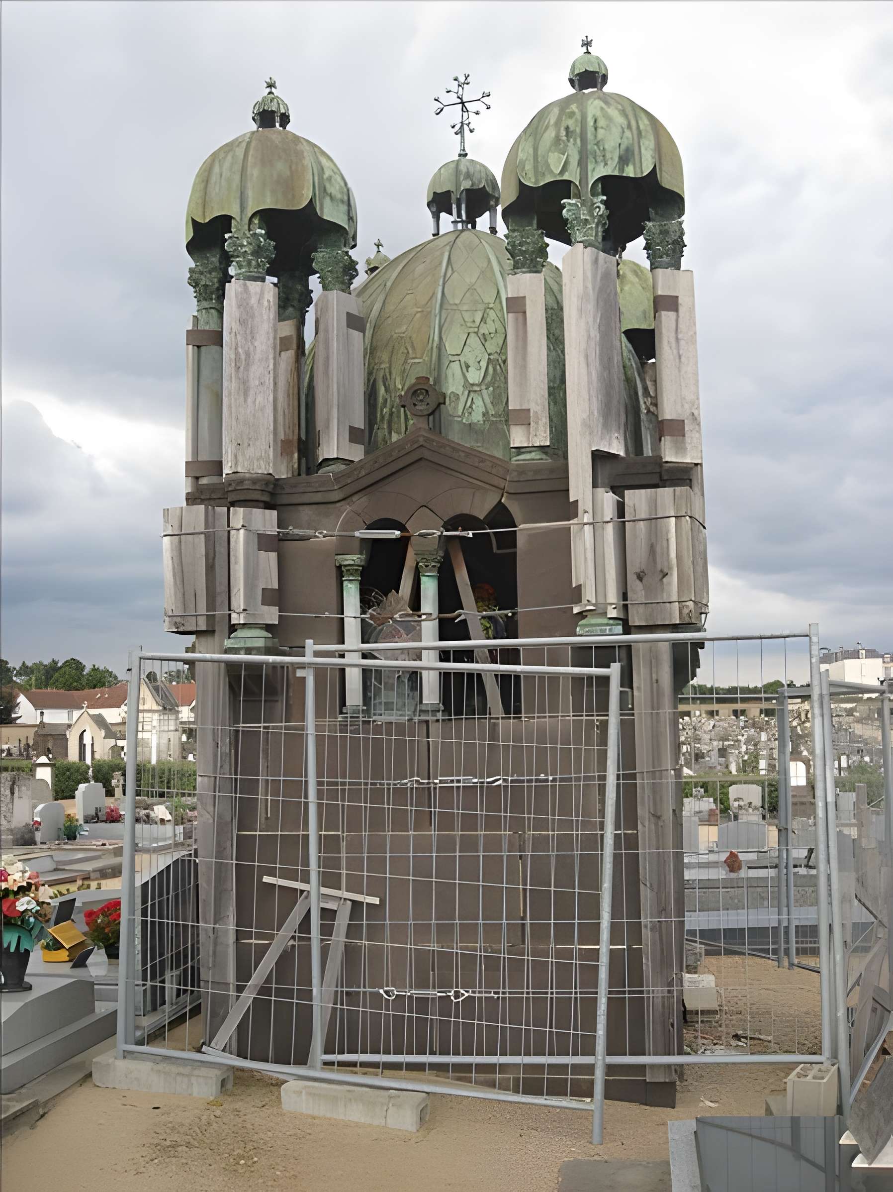 Chapelle funéraire de la famille Laborde à Nevers