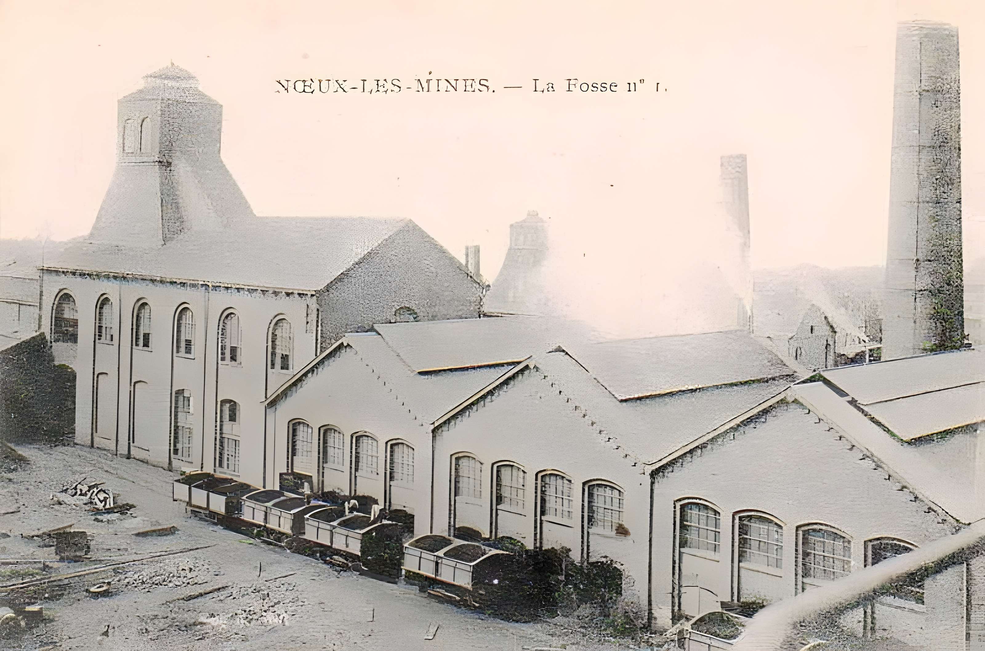 Ancien carreau de la fosse n° 1 de la compagnie des mines de Vicoigne-Noeux-Drocourt