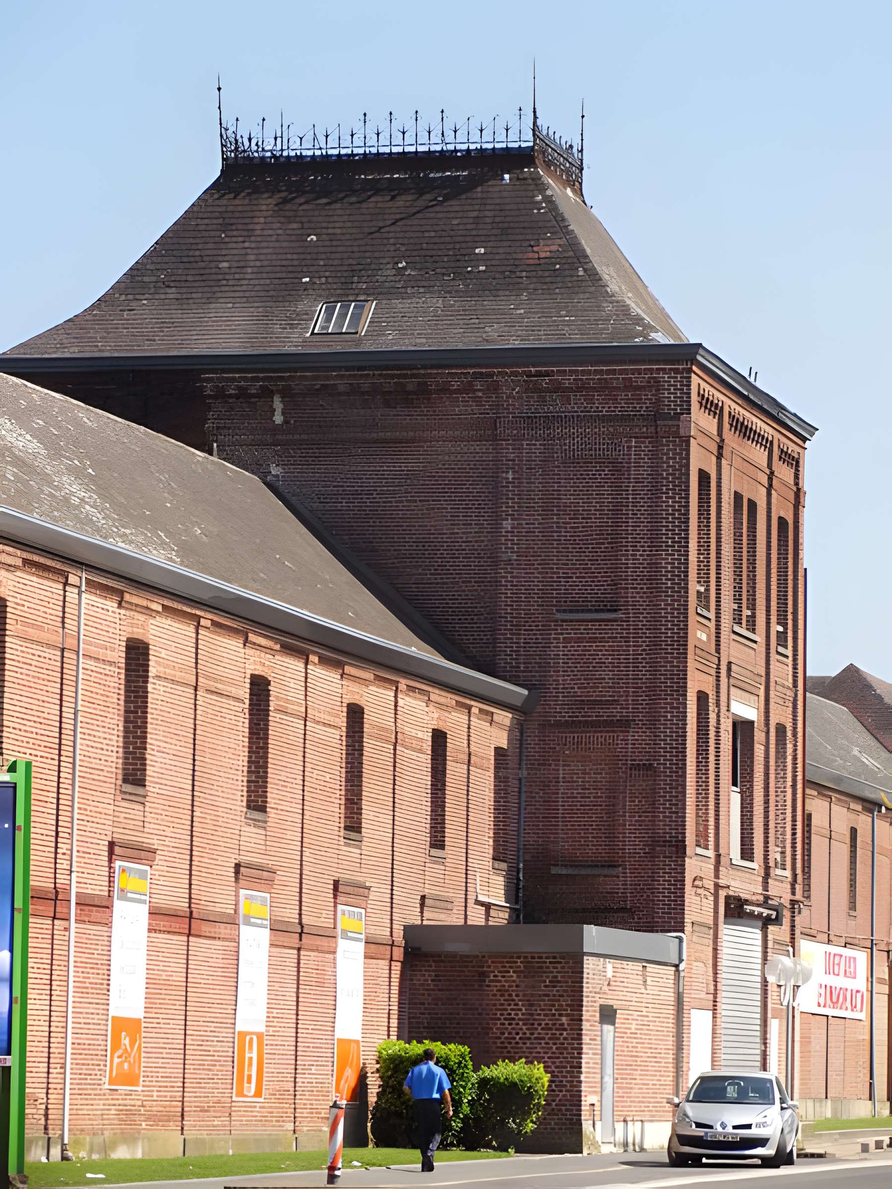 Ancien carreau de la fosse n° 1 de la compagnie des mines de Vicoigne-Noeux-Drocourt