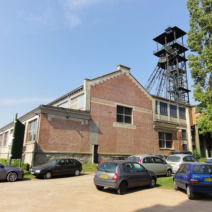 Photo de Fosse n 11 - 19 des mines de Lens à Loos-en-Gohelle