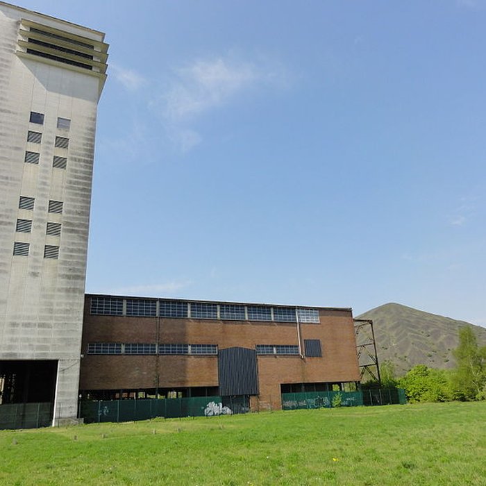 Photo de Fosse n 11 - 19 des mines de Lens à Loos-en-Gohelle