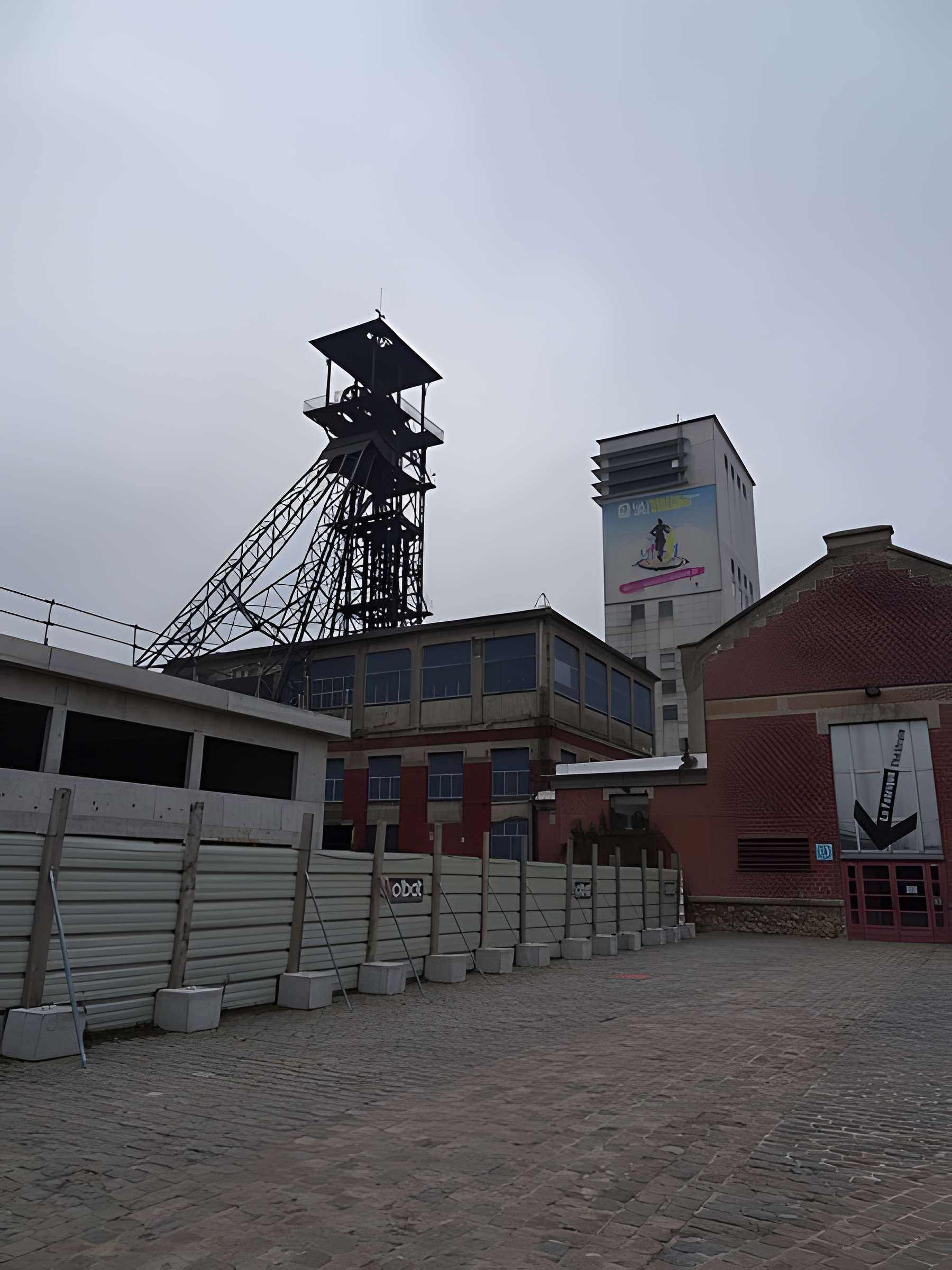 Fosse n° 11 - 19 des mines de Lens à Loos-en-Gohelle