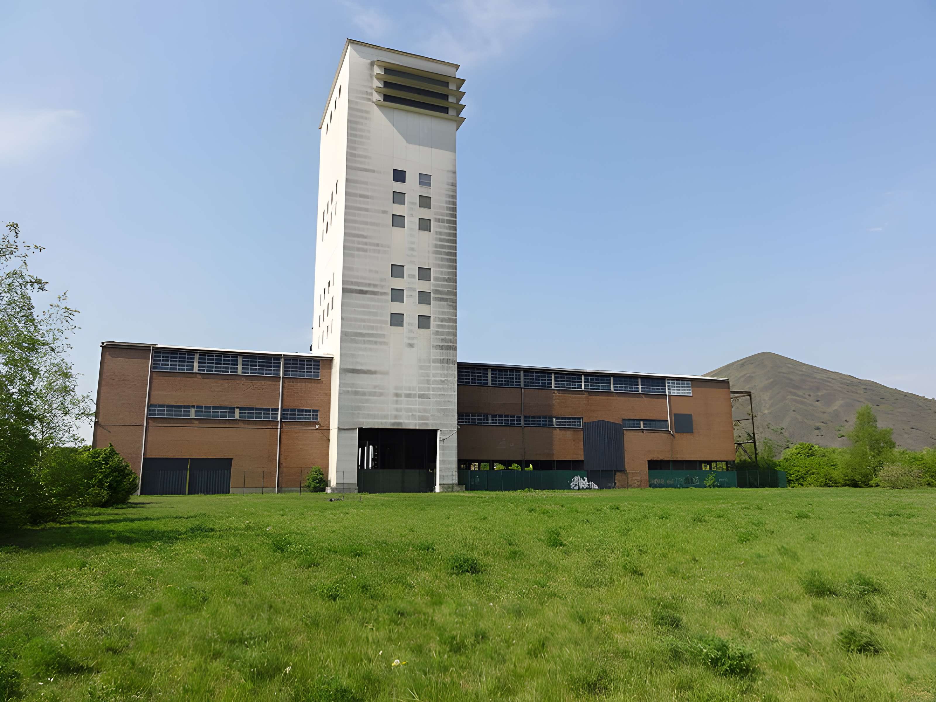 Fosse n° 11 - 19 des mines de Lens à Loos-en-Gohelle