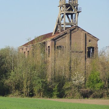 Fosse n 2 des mines de Flines à Anhiers