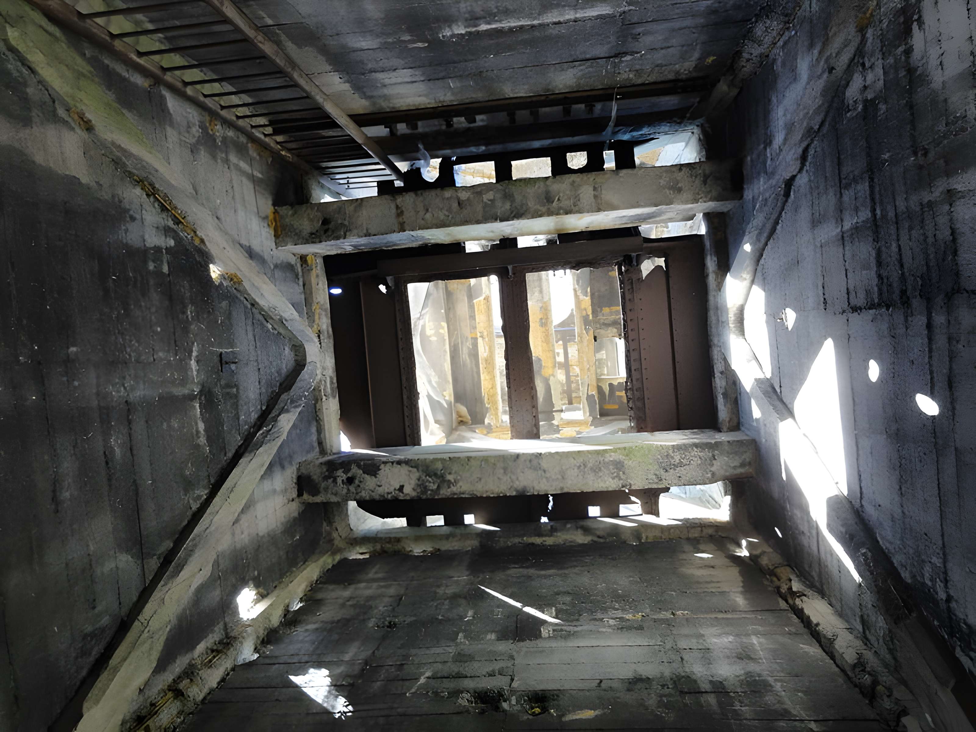 Fosse n° 6 des mines de Lens à Haisnes