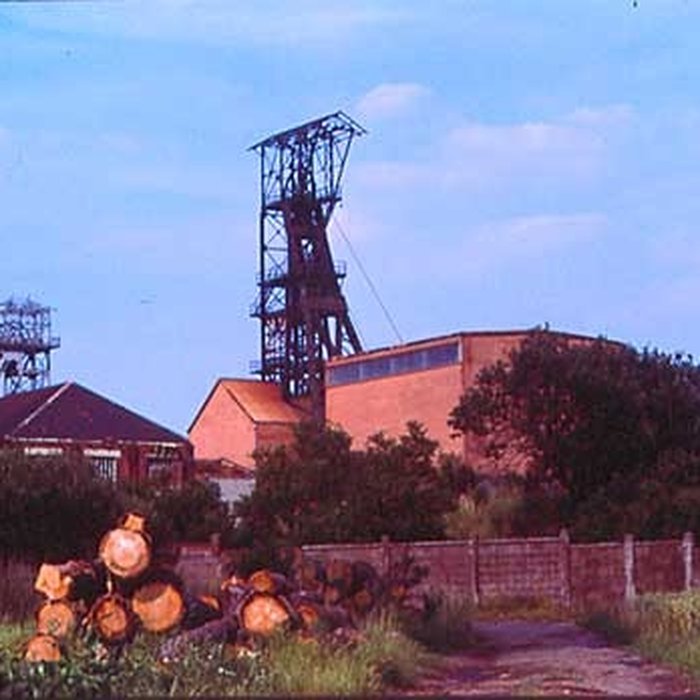 Photo de Fosse n 8 - 8 bis des mines de Dourges à Évin-Malmaison