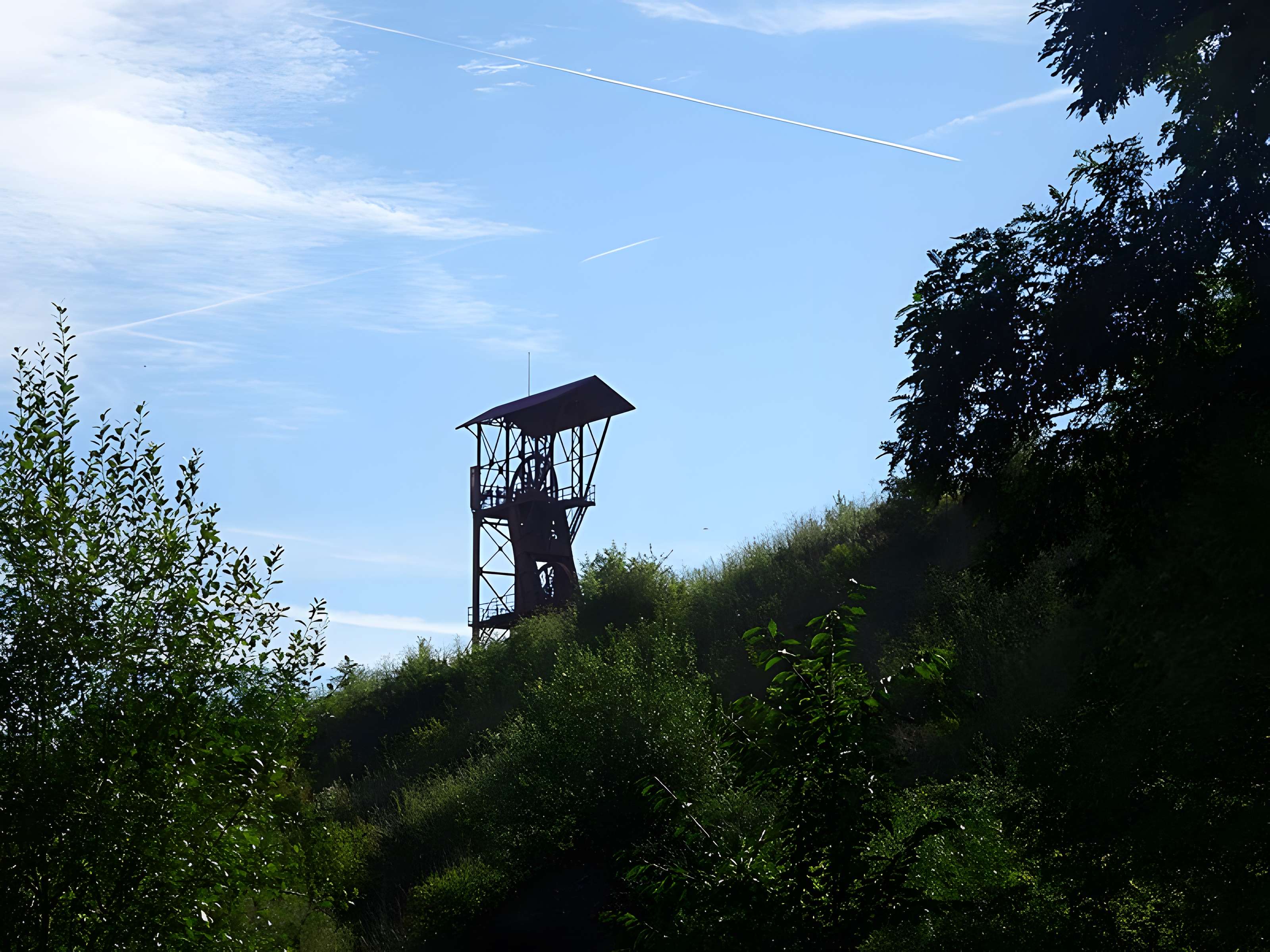 Fosse n° 8 - 8 bis des mines de Dourges à Évin-Malmaison
