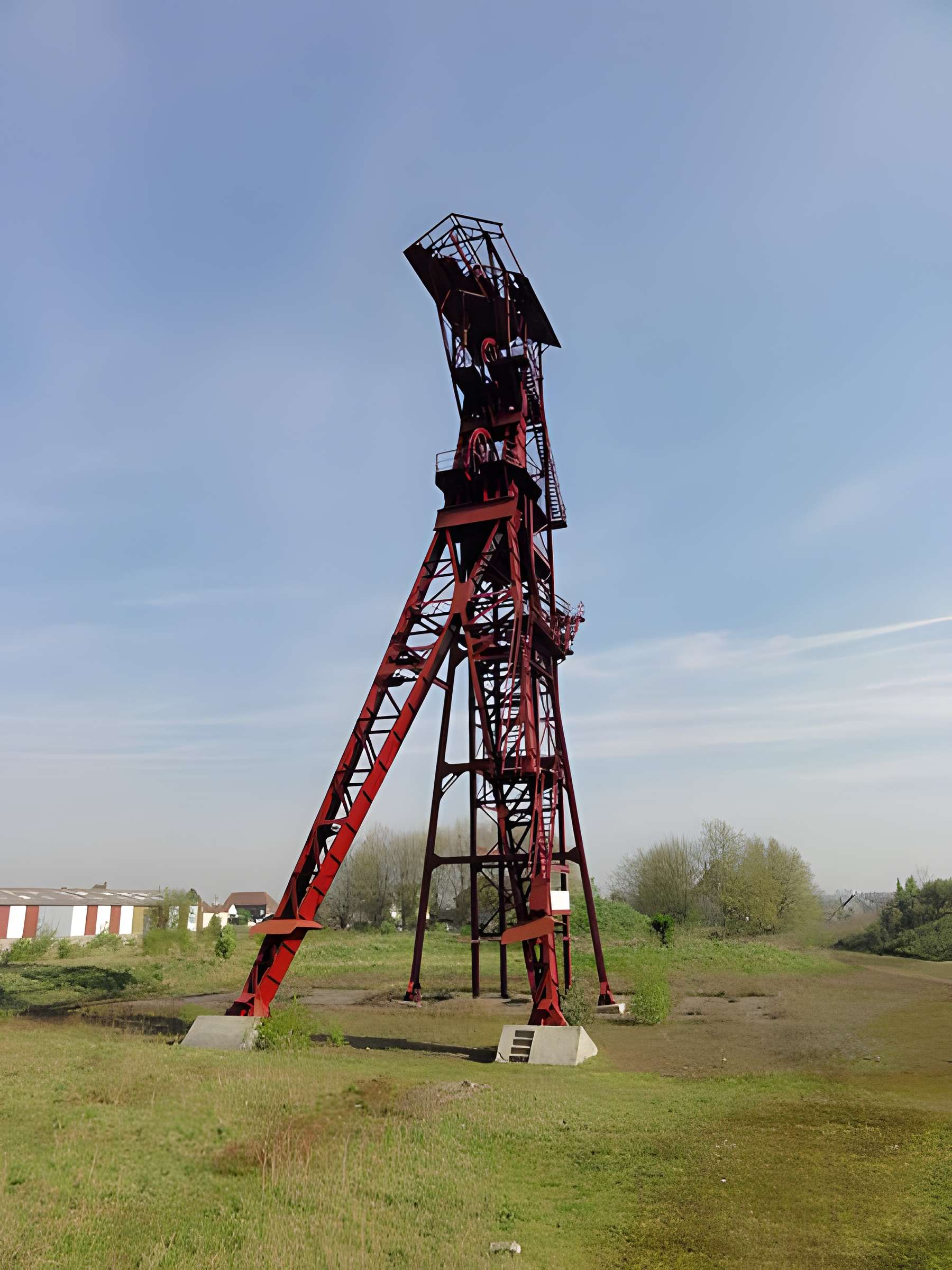 Fosse n° 8 - 8 bis des mines de Dourges à Évin-Malmaison