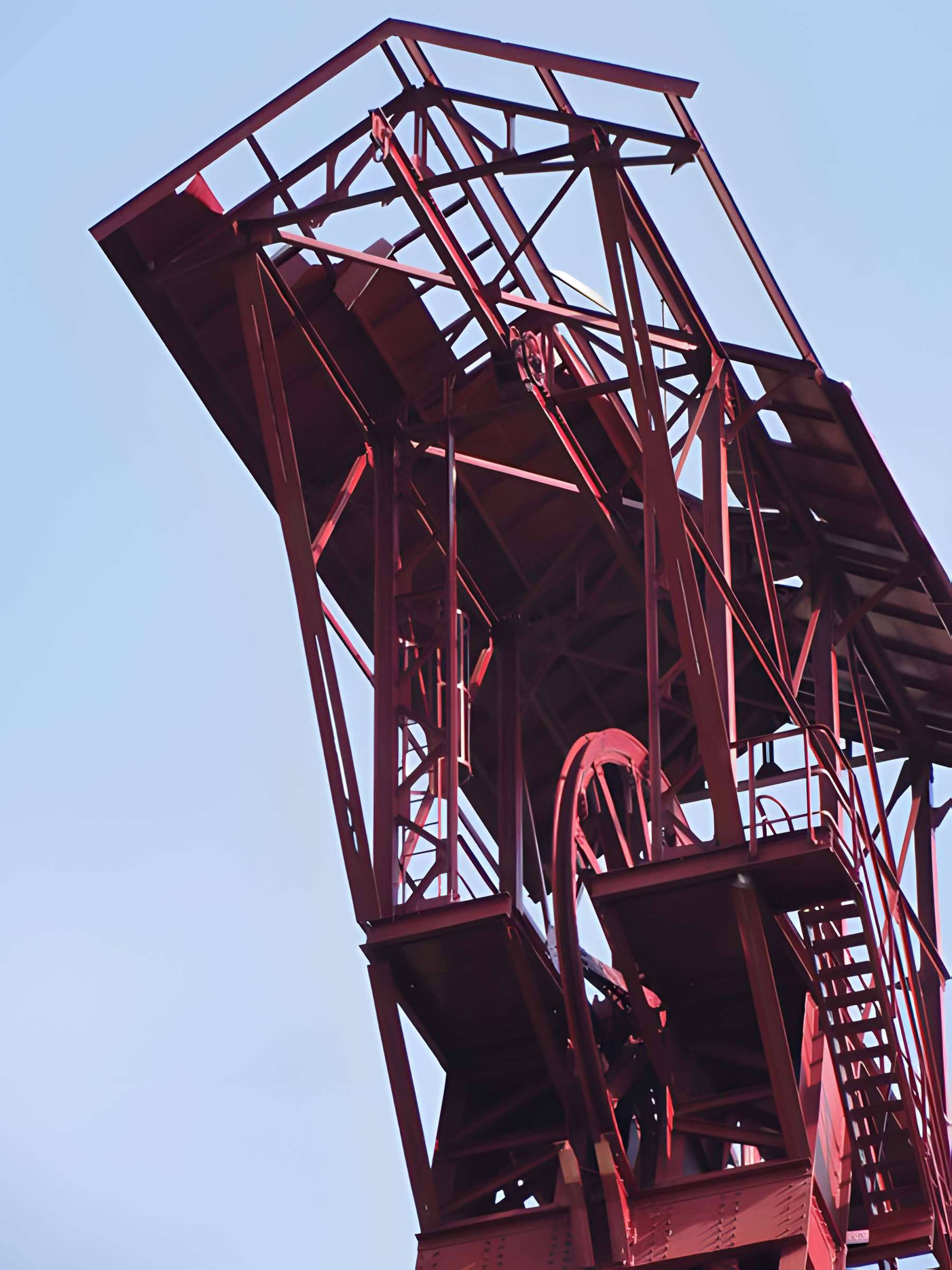 Fosse n° 8 - 8 bis des mines de Dourges à Évin-Malmaison