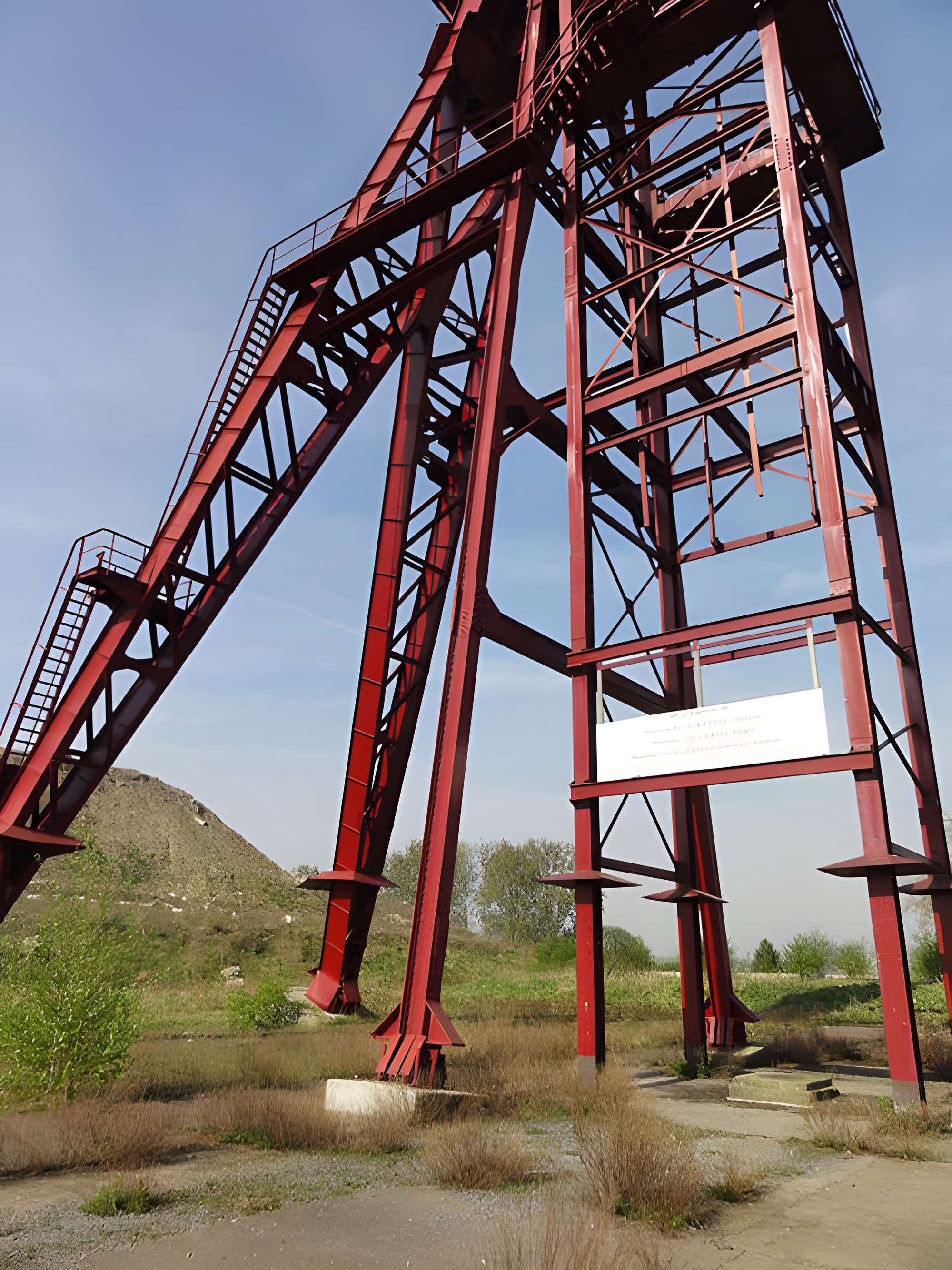 Fosse n° 8 - 8 bis des mines de Dourges à Évin-Malmaison