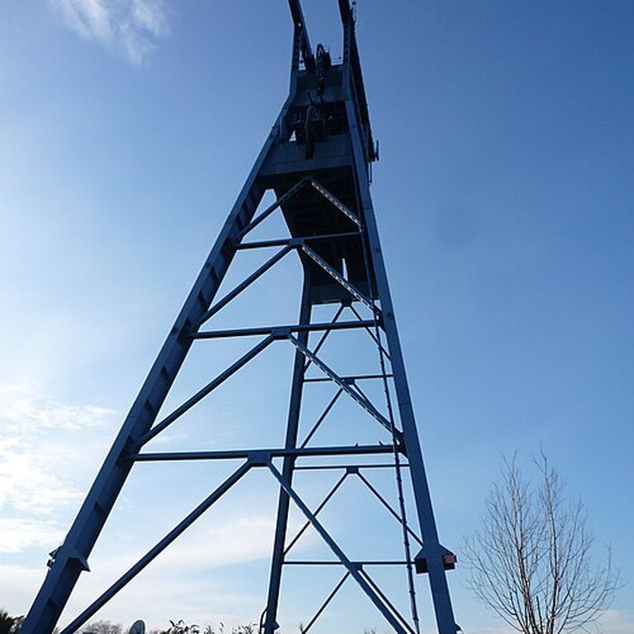 Photo de Fosse n 9 de lEscarpelle à Roost-Warendin