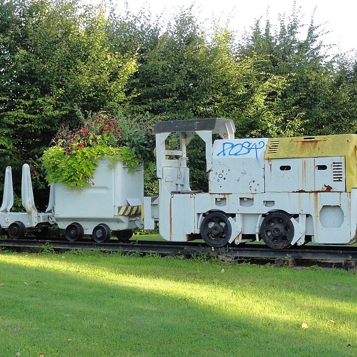 Photo de Fosse n 9 de lEscarpelle à Roost-Warendin