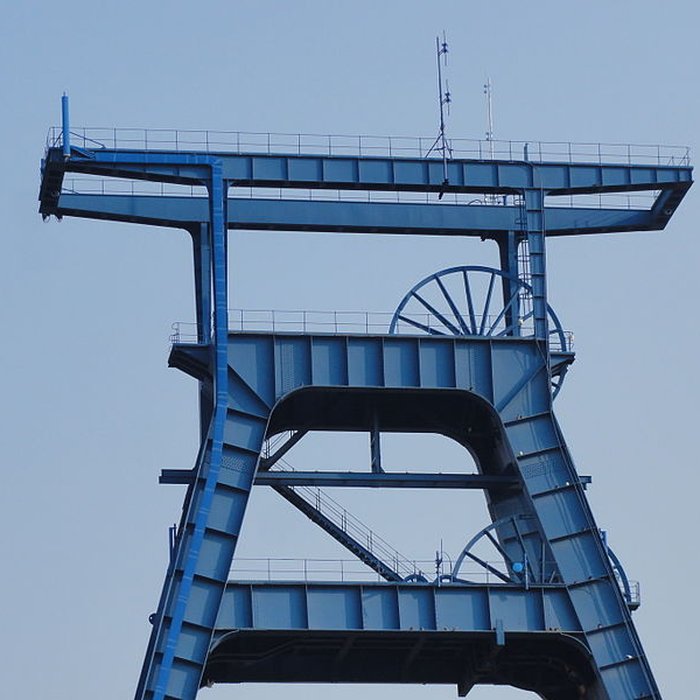 Photo de Fosse n 9 de lEscarpelle à Roost-Warendin