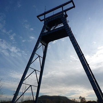 Fosse n 9 de lEscarpelle à Roost-Warendin