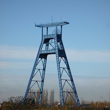 Fosse n 9 de lEscarpelle à Roost-Warendin