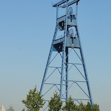 Fosse n 9 de lEscarpelle à Roost-Warendin